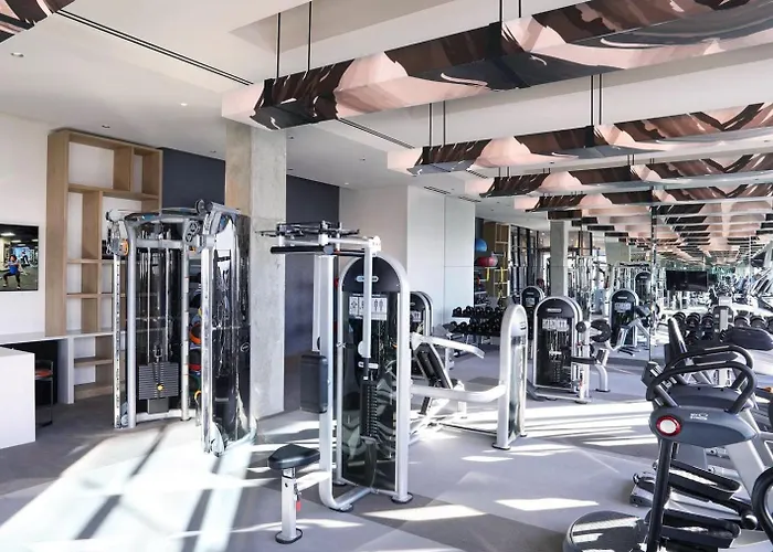 W Loop W Pool Gym Nr Restaurant Row Chi-284 Чикаго